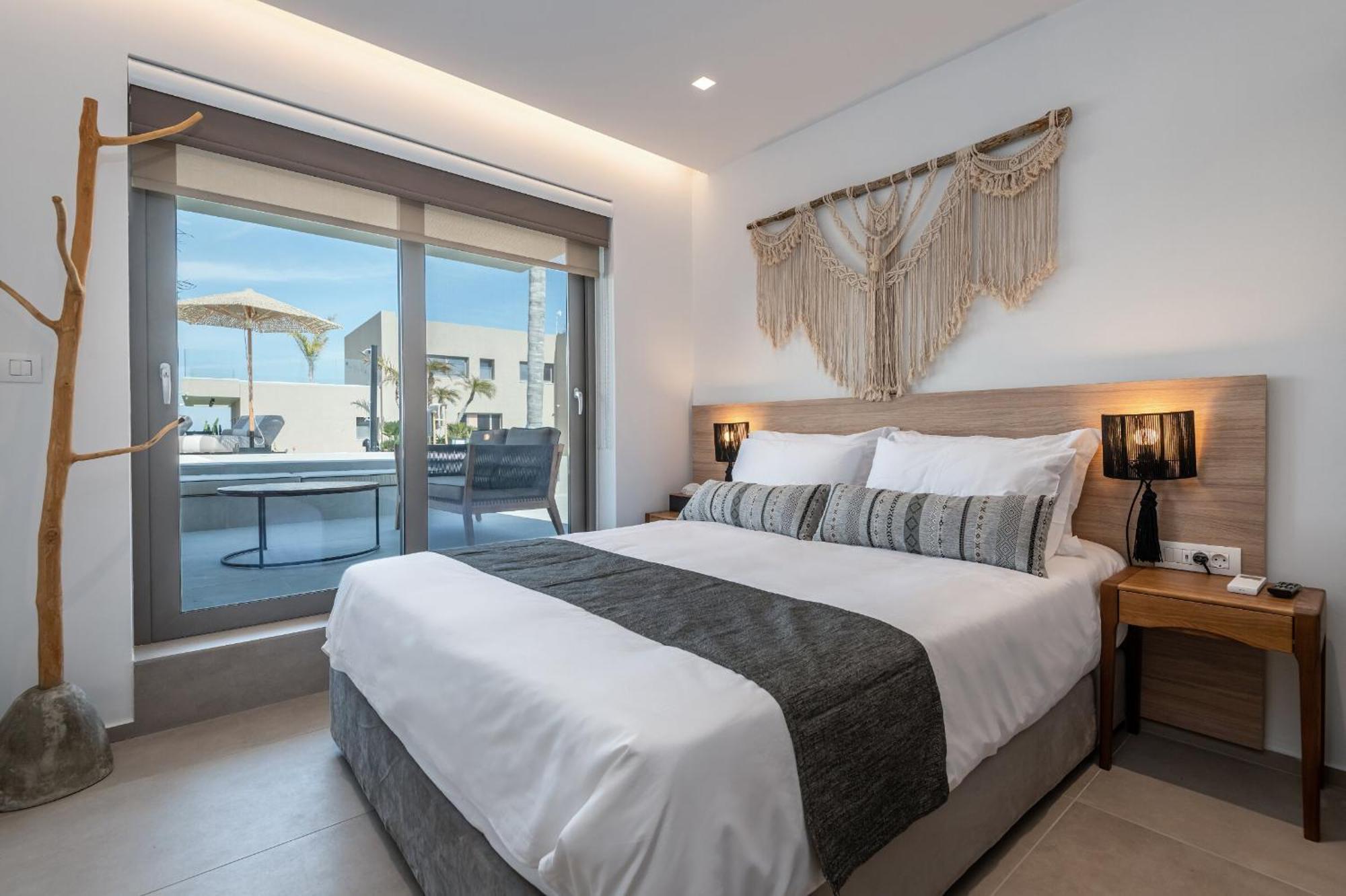Taf Beach Villas With Tesla Τιγκάκι Δωμάτιο φωτογραφία