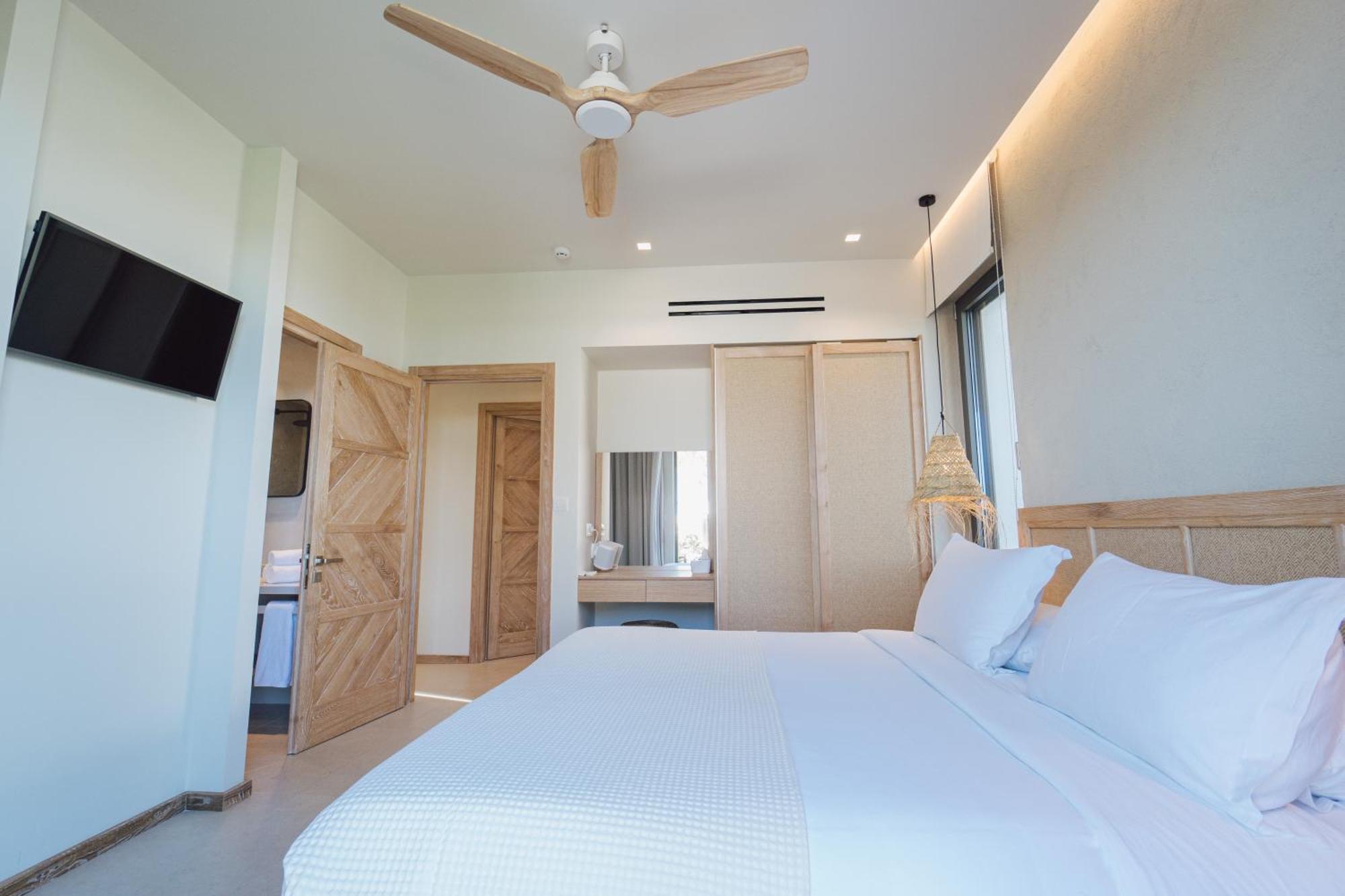 Taf Beach Villas With Tesla Τιγκάκι Δωμάτιο φωτογραφία