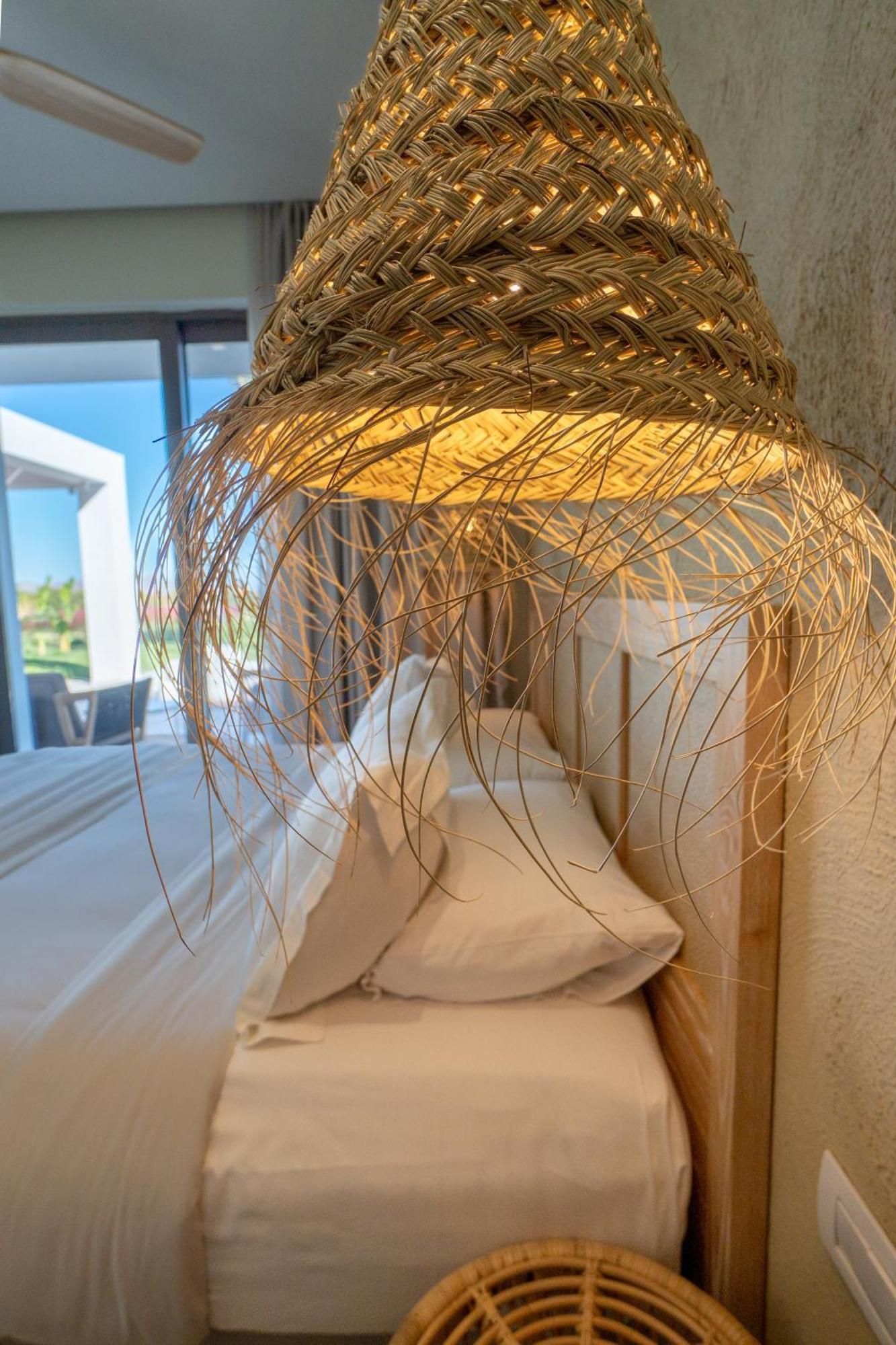 Taf Beach Villas With Tesla Τιγκάκι Δωμάτιο φωτογραφία