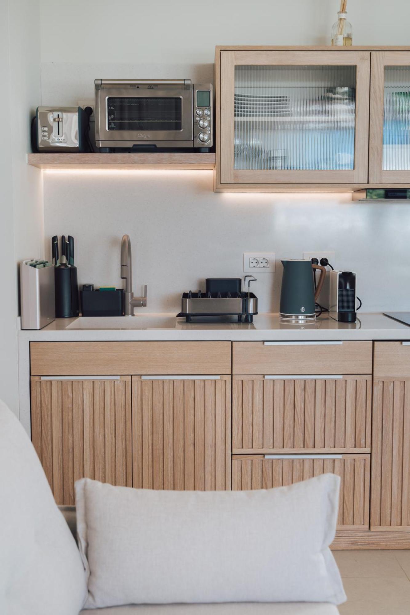 Taf Beach Villas With Tesla Τιγκάκι Δωμάτιο φωτογραφία